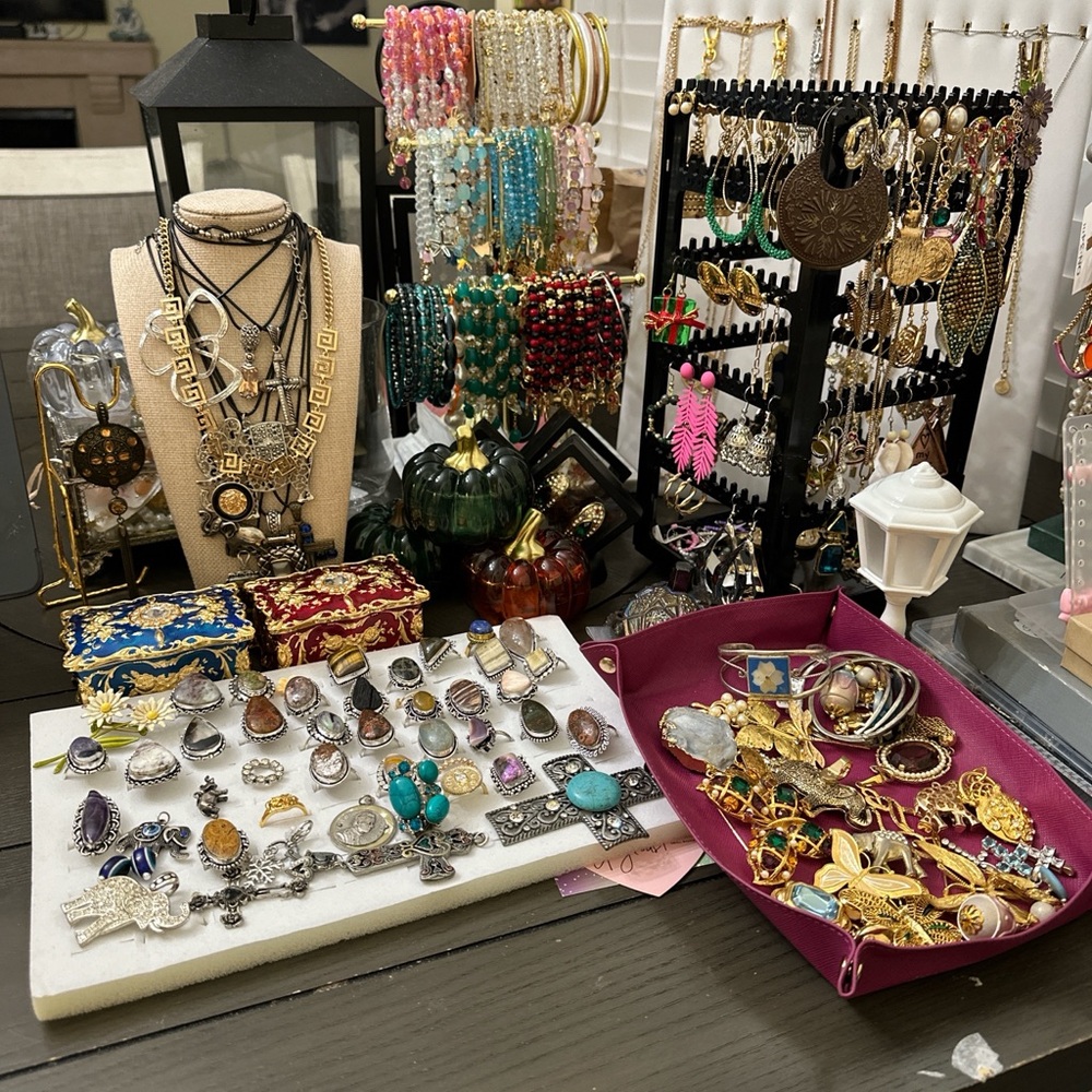 I m live Vintage antique Jewelry Collection, random bundle - Picture 2 of 8